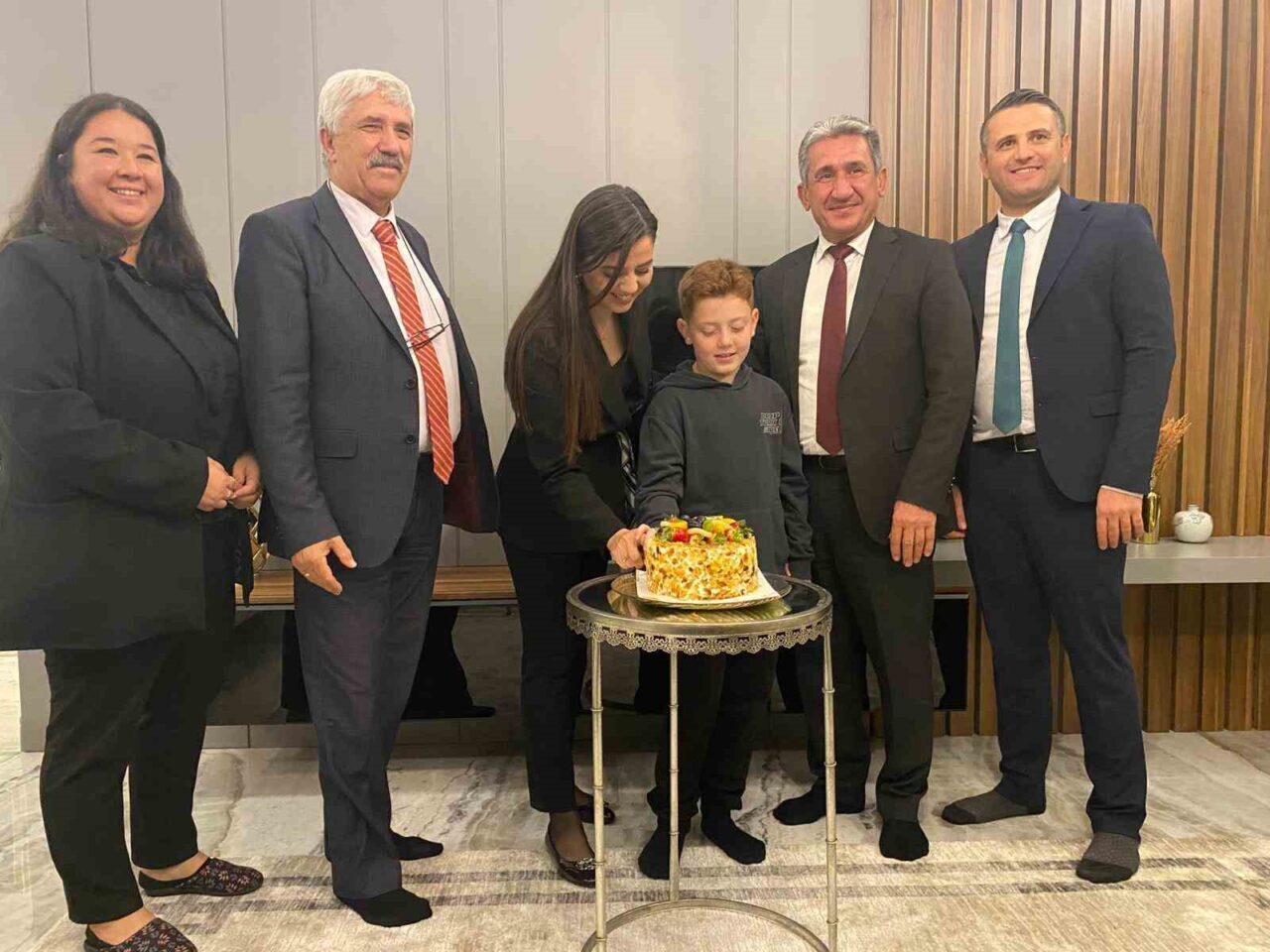 Muğla'nın Menteşe ilçesinde Öğretmenler Günü, öğretmenler Özkan Deniz ve Merve