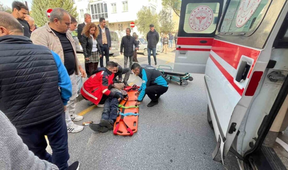 Menteşe’de Otomobil Çarpmasıyla Yaralanan Yaşlı Adam, Sürücünün Kaçtığı İddia Ediliyor Muğla’nın Menteşe ilçesinde, Zihni Derin Caddesi’nde yolun karşısına geçmeye çalışan