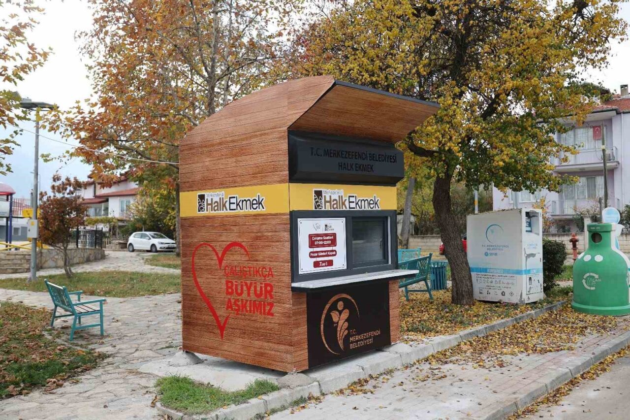Merkezefendi Belediyesi, Alpaslan Mahallesi'nde 30. 'Merkezefendi Halk Ekmek' büfesini açtı.