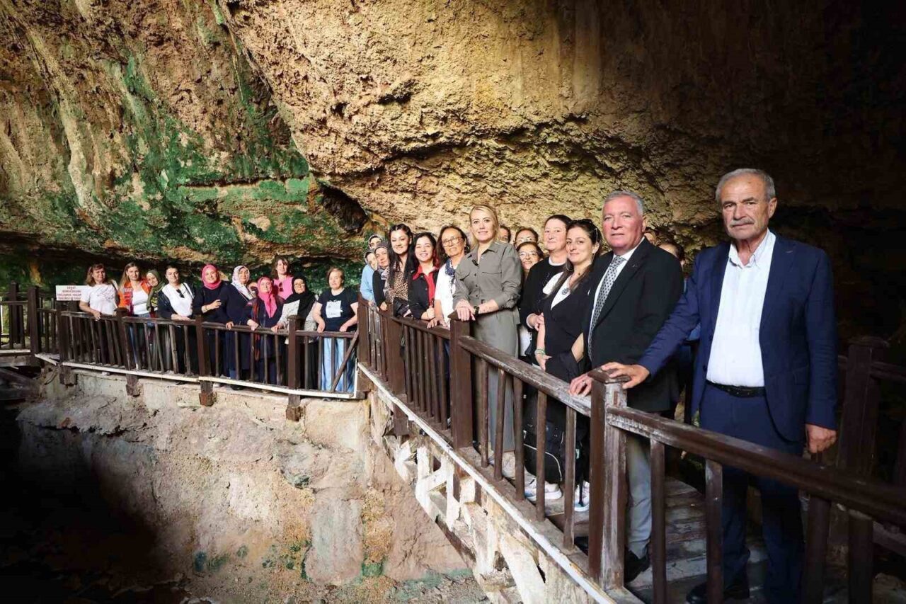 Merkezefendi Belediyesi, 'Haydi Kadınlar Pamukkale' etkinliği ile Merkezefendili kadınlara Pamukkale