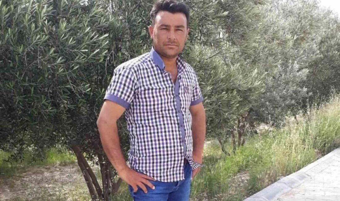 Mersin Gülnar’daki Tarım İşçilerini Taşıyan Midibüs ile Otomobil Çarpıştı, Ölü Sayısı 4’e Yükseldi Mersin'in Gülnar ilçesinde tarım işçilerini taşıyan midibüs ile otomobilin çarpışması