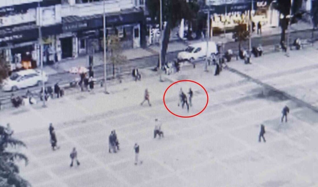 Samsun'un İlkadım ilçesindeki Cumhuriyet Meydanı'nda meydana gelen kavgaya bir kişinin