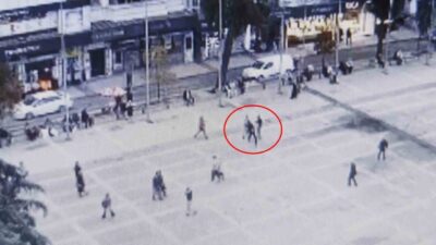 Samsun'un İlkadım ilçesindeki Cumhuriyet Meydanı'nda meydana gelen kavgaya bir kişinin