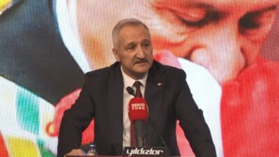 Milliyetçi Hareket Partisi Genel Başkan Yardımcısı Ahmet Selim Yurdakul, Dünya