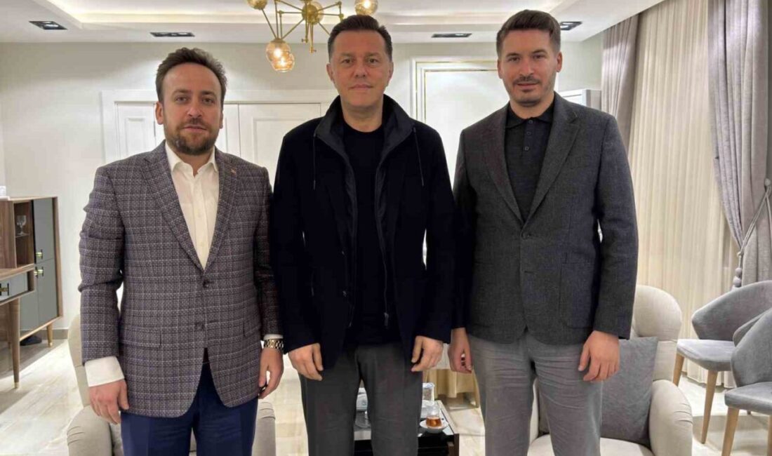 AK Parti Eskişehir Milletvekili Nebi Hatipoğlu, yeni atanan Odunpazarı İlçe