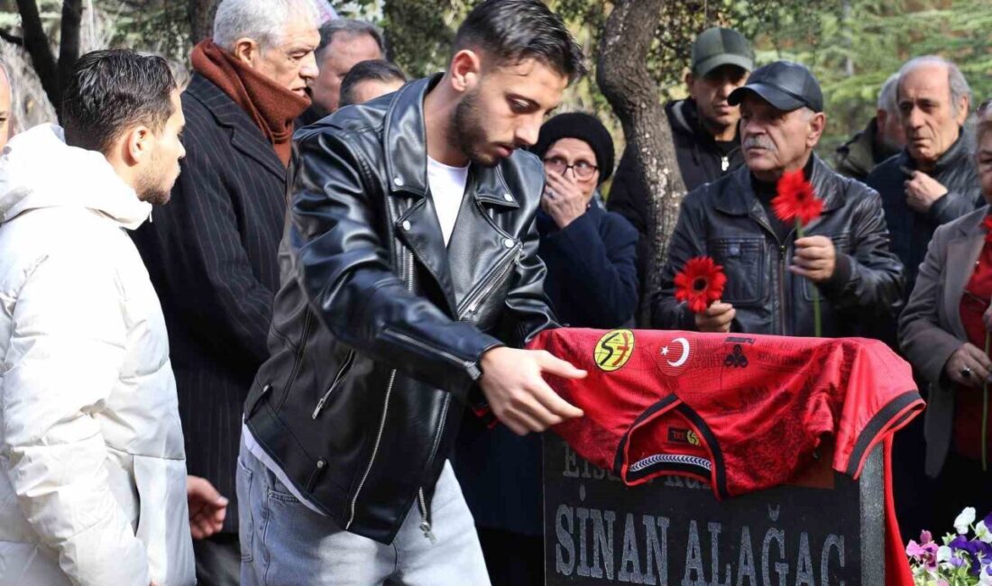 Eskişehirspor, milli kaleci Sinan Alağaç'ın vefatının 40. yıldönümünde anma etkinliği