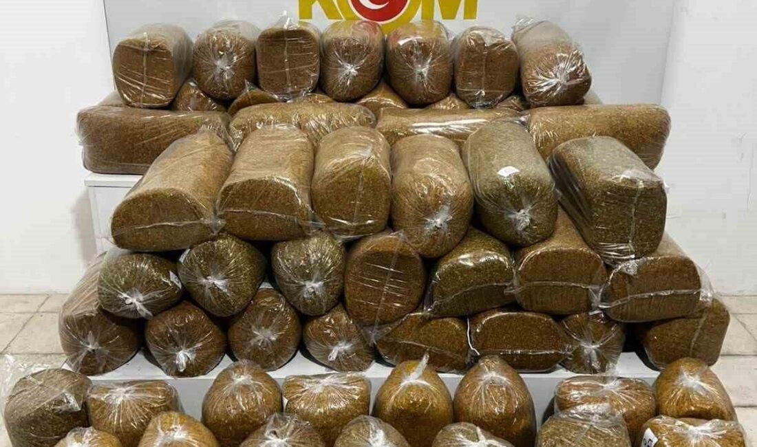 Samsun İlkadım'da gerçekleştirilen operasyonda, KOM ekipleri bir minibüste gizlenmiş 290