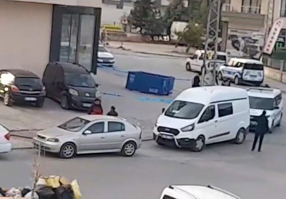 Malatya'da 36 yaşındaki infaz koruma memuru Ebubekir Soylu, arkadaşlarının evinde