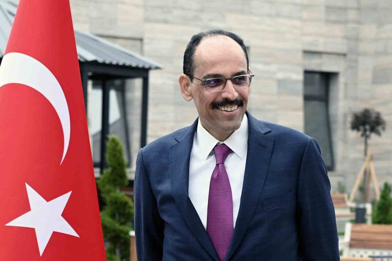 MİT Başkanı İbrahim Kalın, 24 Kasım Öğretmenler Günü dolayısıyla yayımladığı