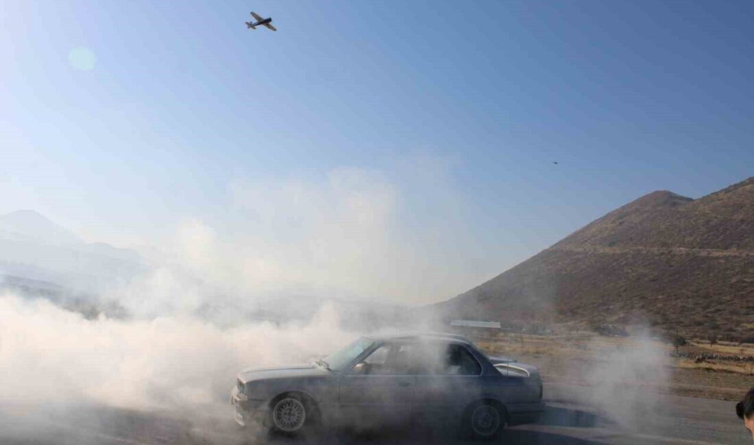 Talas Havacılık Kulübü ve Erciyes Klasik Otomobilciler Derneği'nin etkinliğinde klasik
