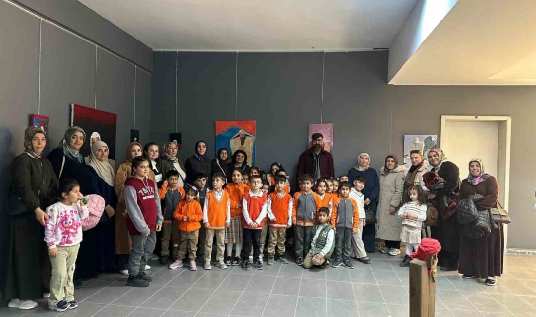 Genç sanatçı Mustafa Barkın Garip'in çobanlık temasını ele aldığı kişisel