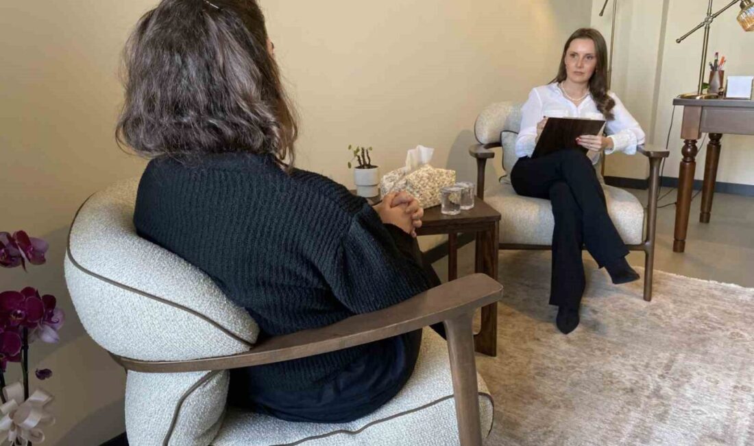 Psikolog Deniz Yetkinoğlu Gültekin, dijitalleşmenin etkileriyle anlamlı sosyal bağlar kurmanın