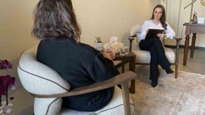 Psikolog Deniz Yetkinoğlu Gültekin, dijitalleşmenin etkileriyle anlamlı sosyal bağlar kurmanın