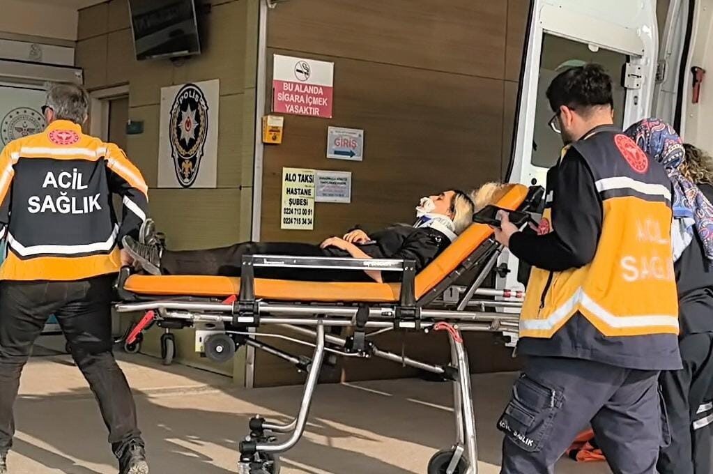 Bursa'nın İnegöl ilçesinde meydana gelen motosiklet kazasında 21 yaşındaki Sevgi