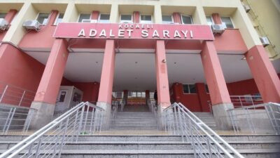 Kocaeli'nin Kandıra ilçesinde kamyonetle çarpışan motosikletin sürücüsü Ercan Altuntaş ve