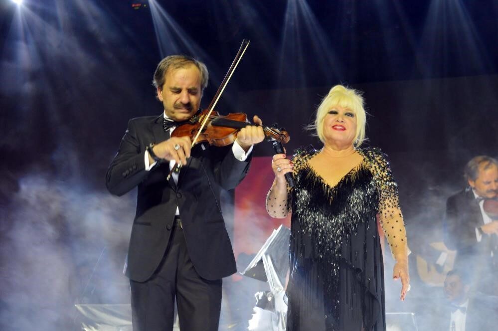 Türk sanat müziği ikonu Muazzez Abacı, 78 yaşında ABD'de hayatını