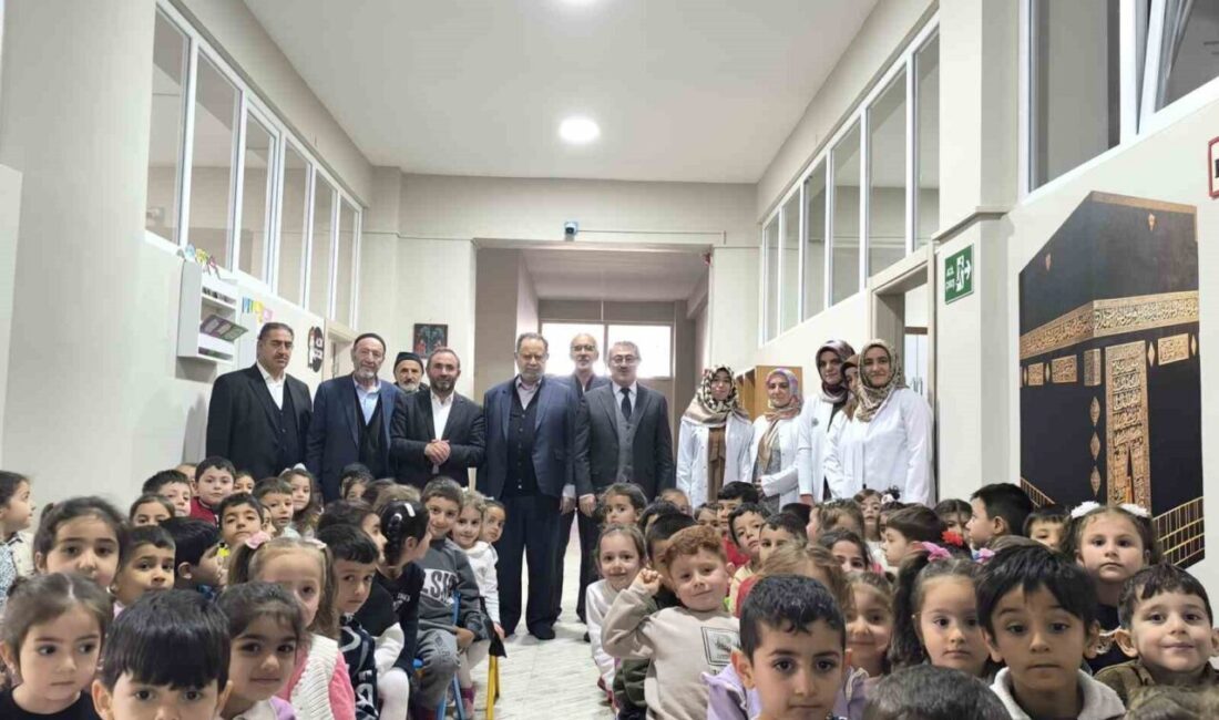 Erzurum İl Müftüsü Yaşar Çapçı, Müderris Ahmet Efendi Kur’an Kursu’nda Eğitim Faaliyetlerini İnceledi Erzurum İl Müftüsü Yaşar Çapçı, Müderris Ahmet Efendi Kur'an Kursu'nu