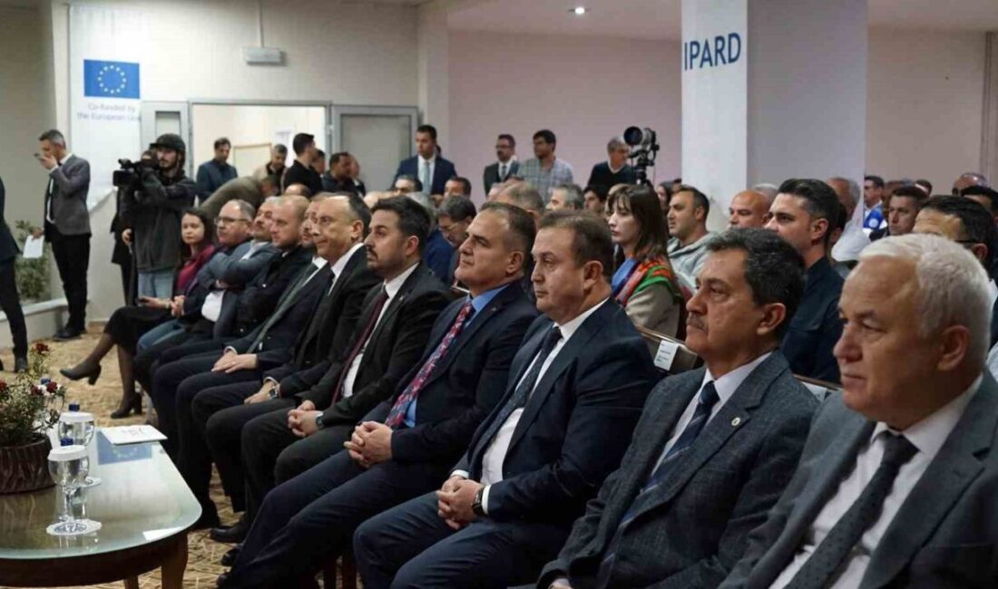 Muğla’da Kırsal Kalkınma İçin Bilgilendirme Toplantısı Gerçekleştirildi Muğla'nın Menteşe ilçesinde gerçekleştirilen bilgilendirme toplantısında, Tarım Reformu Genel Müdürlüğü