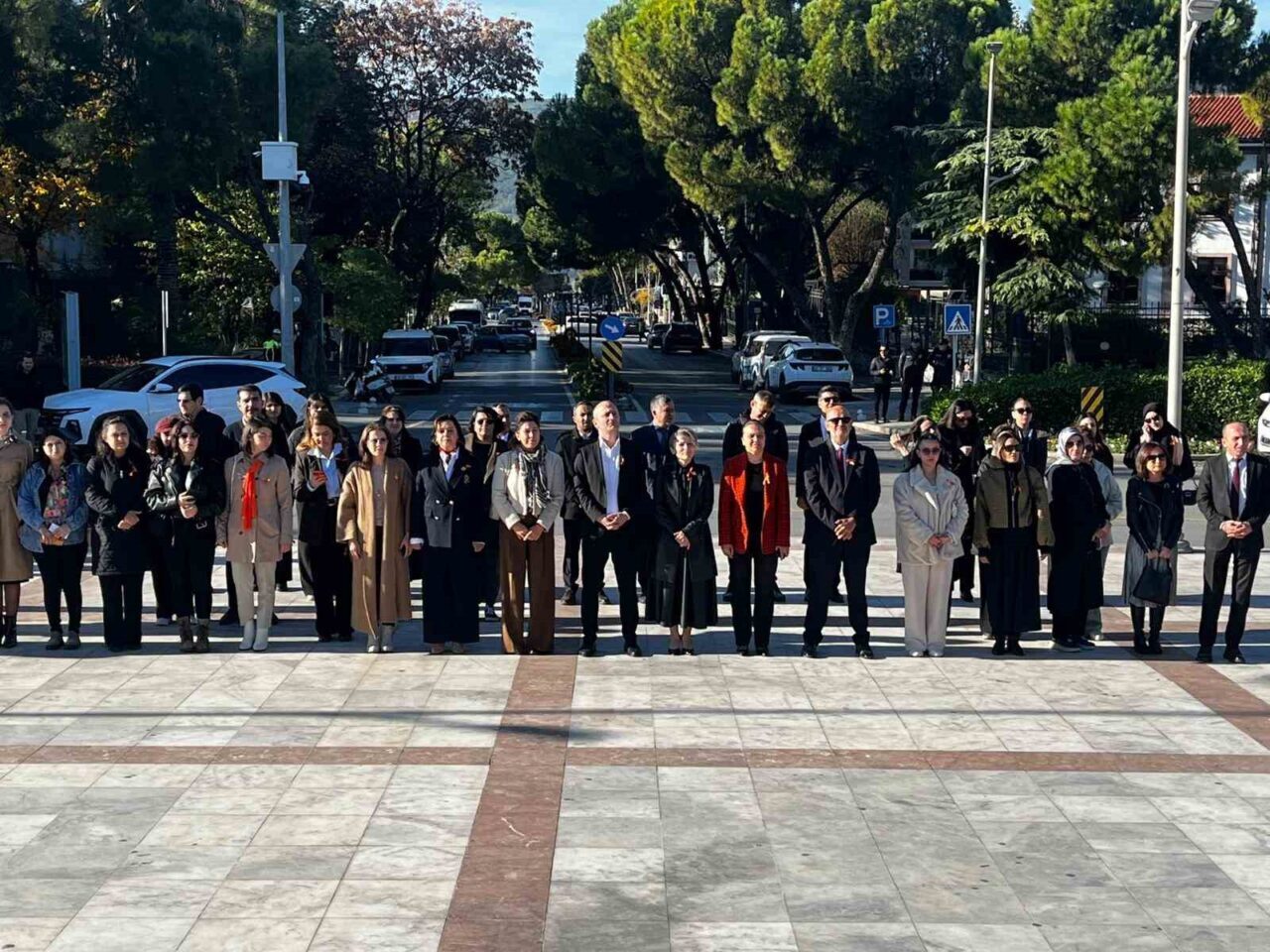 Muğla'nın Menteşe ilçesinde, 25 Kasım Kadına Yönelik Şiddete Karşı Uluslararası