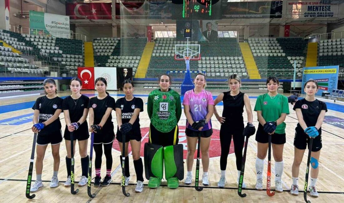 Ege Yıldızları Kadın Hokey Takımı, Tiflis Kupası için hazırlıklarını yoğun şekilde sürdürüyor Ege Yıldızları Kadın Hokey Takımı, Gürcistan'ın Tiflis şehrinde düzenlenecek Tiflis