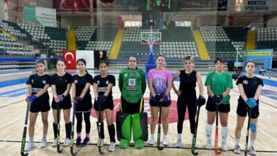 Ege Yıldızları Kadın Hokey Takımı, Gürcistan'ın Tiflis şehrinde düzenlenecek Tiflis