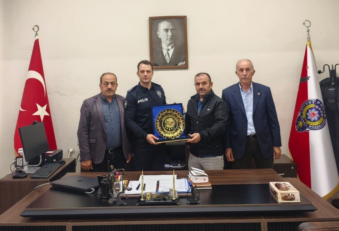 Bilecik'teki muhtarlar, eski Gölpazarı Emniyet Amiri ve "Efsane Komiser" olarak