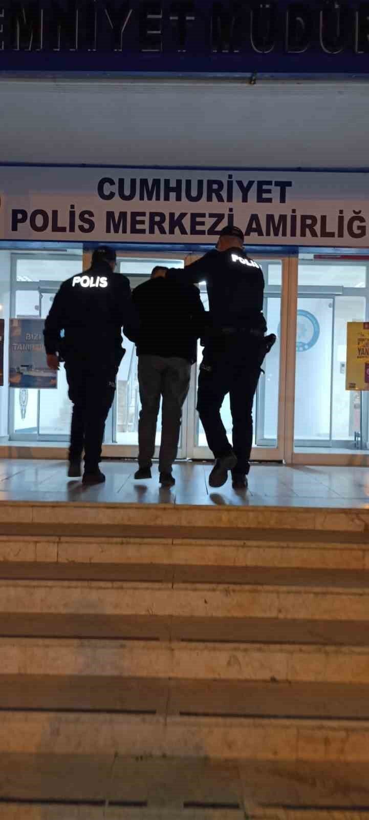 Tekirdağ'ın Muratlı ilçesinde bir fabrikanın bahçesinden 1 milyon TL değerinde