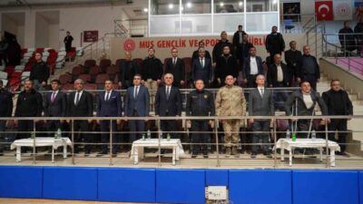 Muş'ta amatör spor kulüplerine 2 milyon TL değerinde malzeme desteği