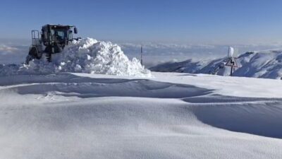 Muş'ta kar ve tipi nedeniyle kapanan 31 yerleşim yerine ulaşım,