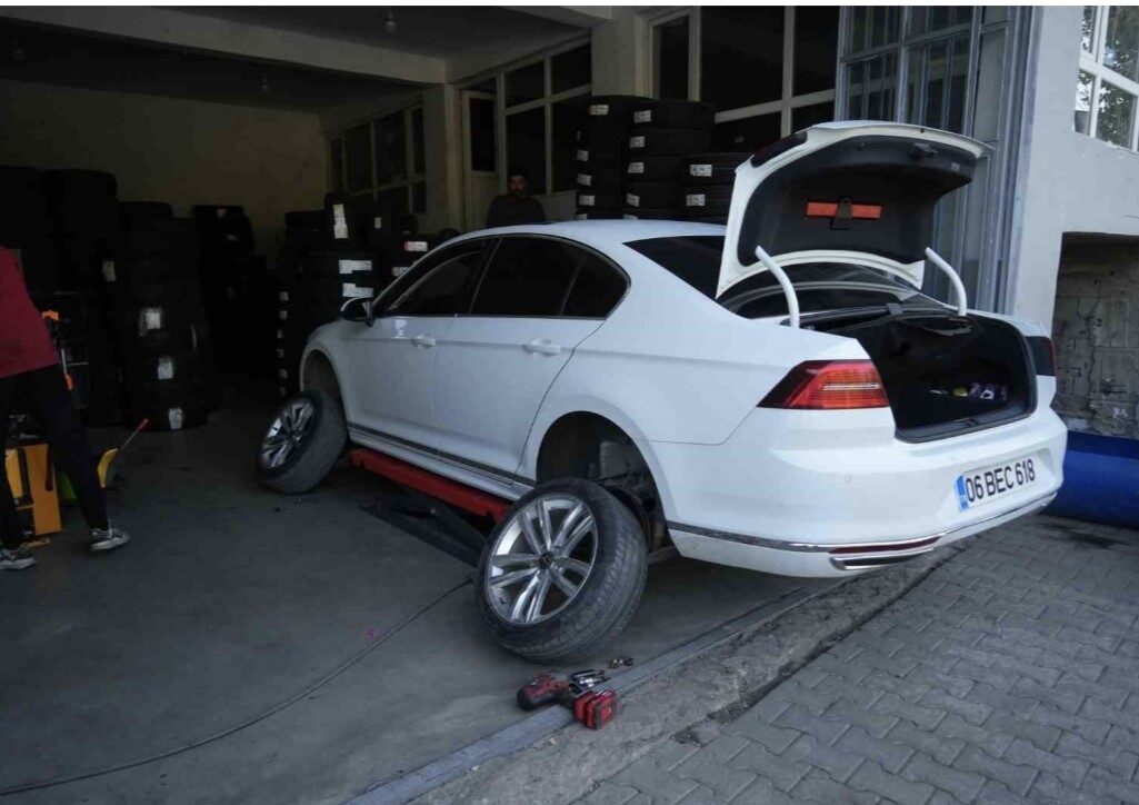 Muş Valiliği, 15 Kasım 2025'te başlayacak kış lastiği uygulamasıyla ilgili