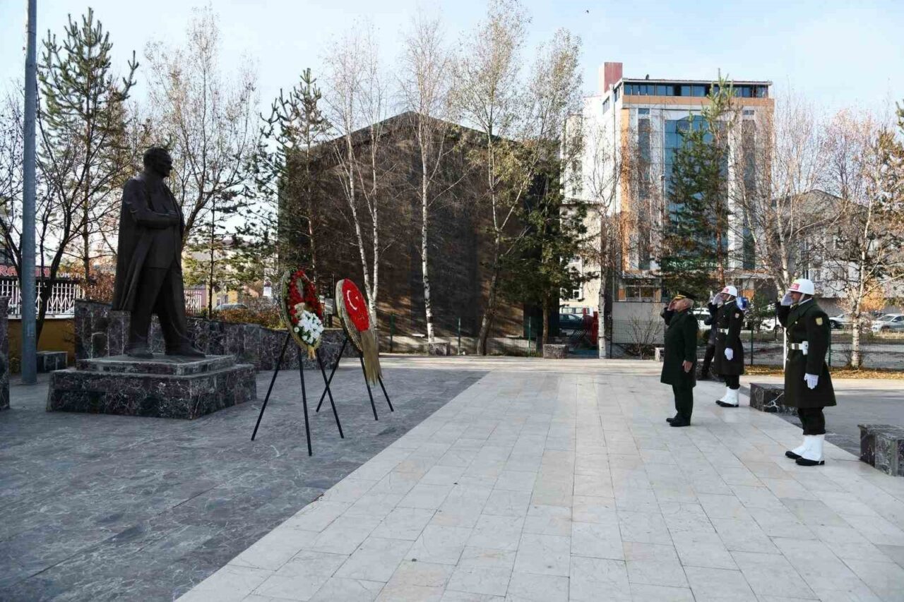 Gazi Mustafa Kemal Atatürk, vefatının 87'inci yıl dönümünde Ardahan ve