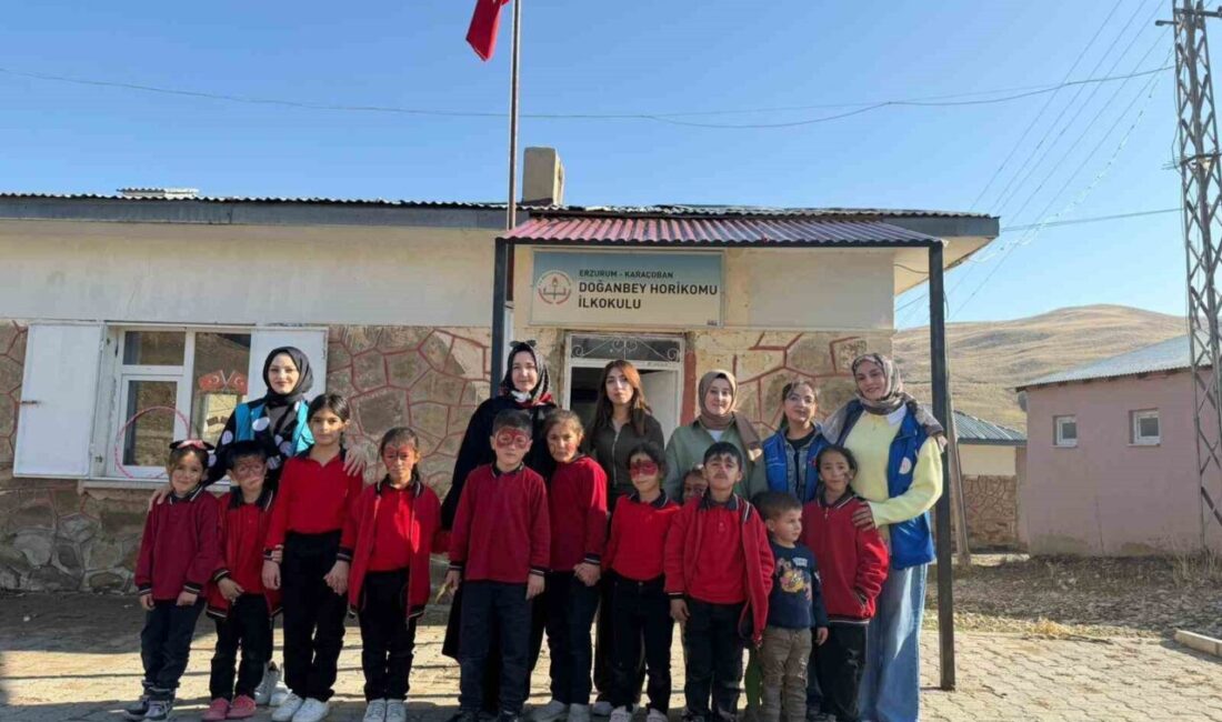 Erzurum’un Narman ilçesinden gönüllü gençler, Gençlik ve Spor Bakanlığı destekli