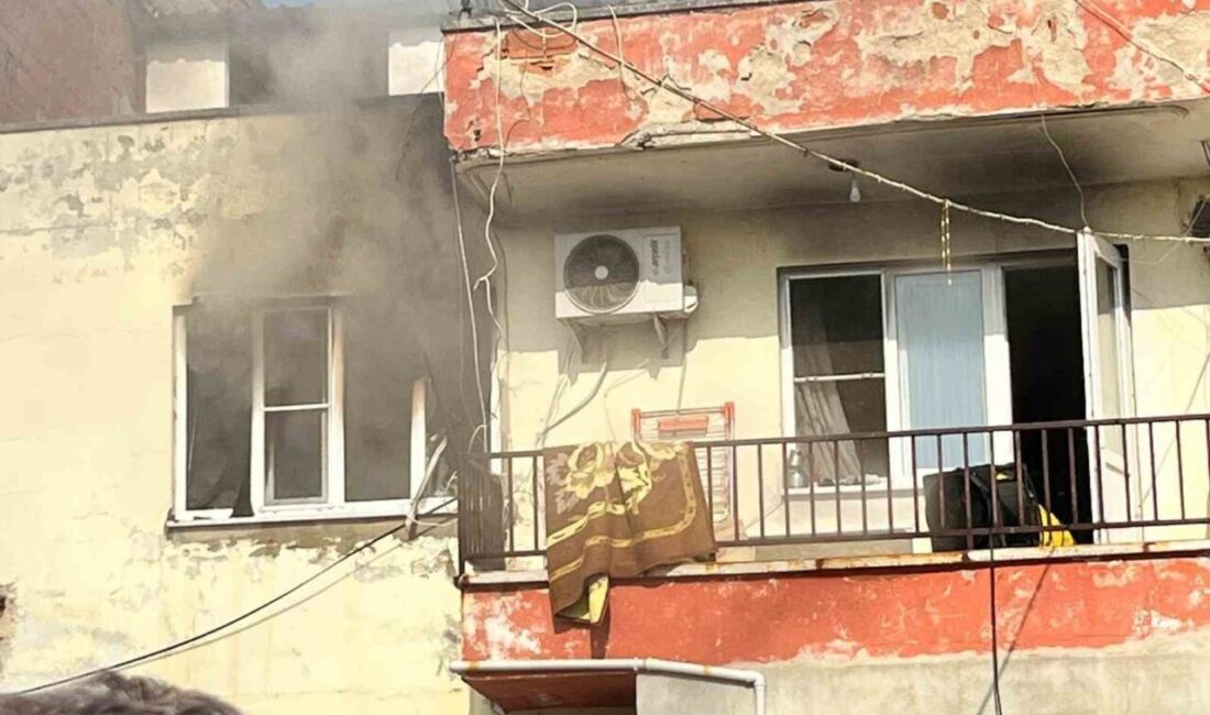 Nazilli’de evde çıkan yangında bir kişi hayatını kaybetti, üç kişi yaralandı Nazilli ilçesinde bir evde çıkan yangında 18 yaşındaki Makbule İlhan