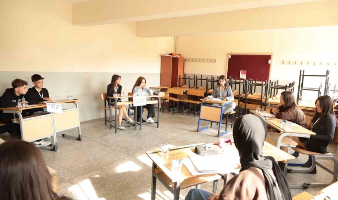 Nazilli Sosyal Bilimler Lisesi’nde Liseler Arası Münazara Turnuvası 5. Kez Düzenlendi Aydın Nazilli Sosyal Bilimler Lisesi, 5. Liseler Arası Münazara Turnuvası'nı