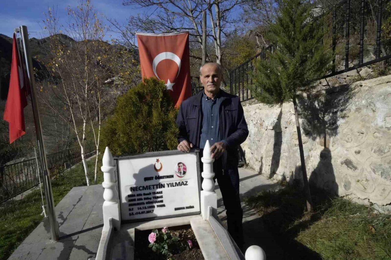 Şehit öğretmen Necmettin Yılmaz'ın babası Hamit Yılmaz, evladının vefatından bu