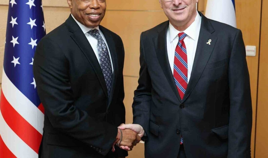 New York Belediye Başkanı Eric Adams, Kudüs Ziyaretinde Yahudi Topluluklarının Korunması Üzerine Görüşmelerde Bulundu New York Belediye Başkanı Eric Adams, Kudüs'te İsrail Cumhurbaşkanı Isaac