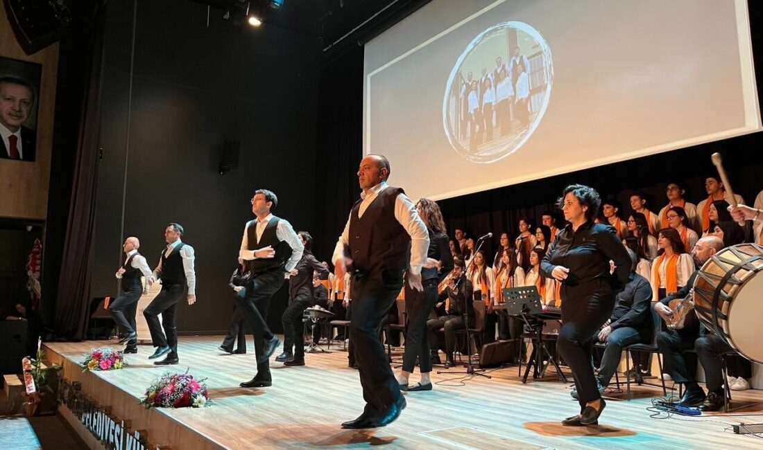 24 Kasım Öğretmenler Günü, Niğde'de düzenlenen törenle kutlandı. İl Milli