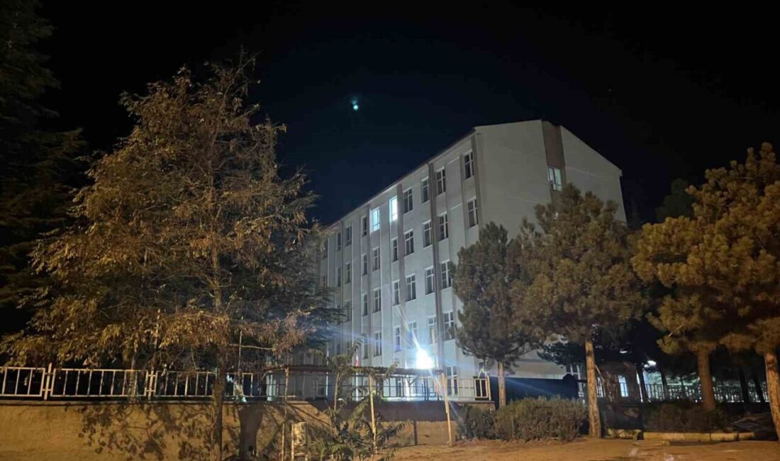 Niğde 75. Yıl Mehmet Göker Mesleki ve Teknik Anadolu Lisesi'nde