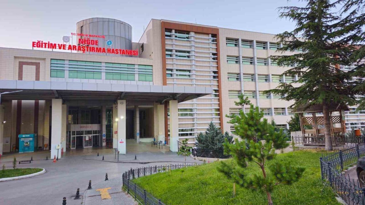 Niğde Hastanesindeki Ameliyathanede Küçük Ölçekli Yangın Kontrol Altına Alındı