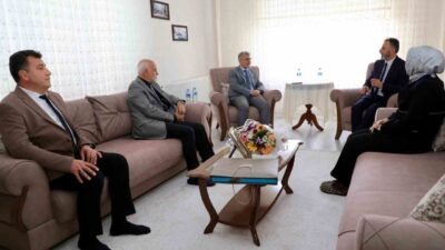 Niğde Valisi Cahit Çelik, 24 Kasım Öğretmenler Günü öncesinde emekli