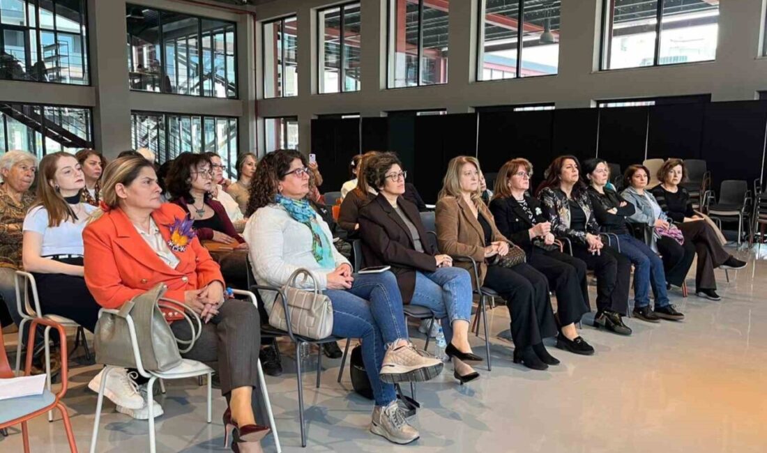 Nilüfer Belediyesi’nden Kadınlara Yönelik Şiddetle Mücadele Günü’ne Özel Etkinlik: Erkeklik Krizi Üzerine Söyleşi Düzenlendi Nilüfer Belediyesi, '25 Kasım Kadına Yönelik Şiddetle Mücadele Günü' kapsamında