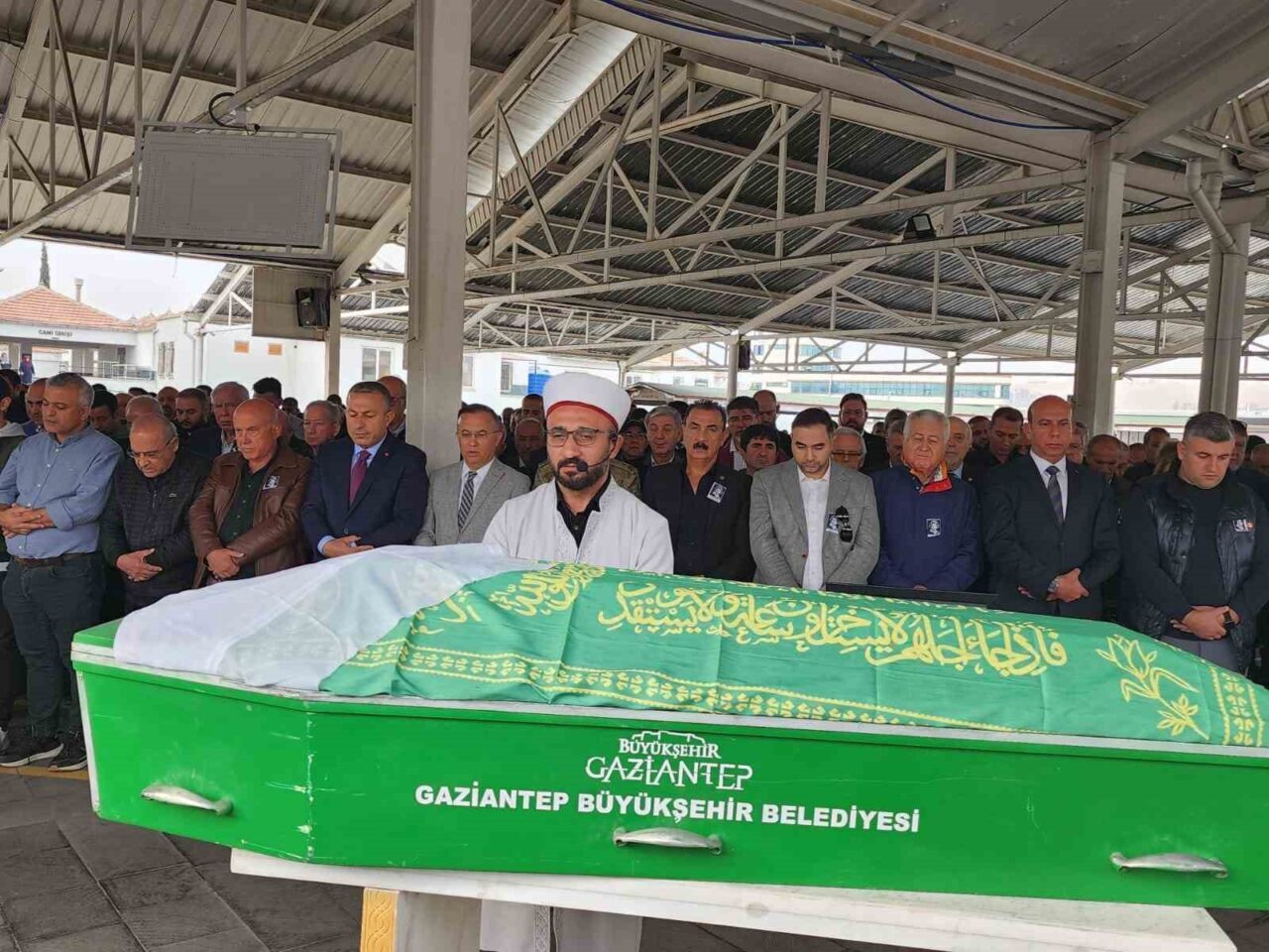Gaziantep'in eğitim ve sosyal hayatına önemli katkılarda bulunan Nüket Alevli