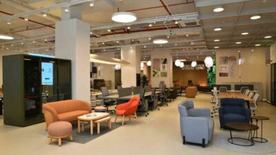 Nurus, İzmir'de 1000 metrekarelik yeni mağazasını açarak bölgedeki etkinliğini artırdı.