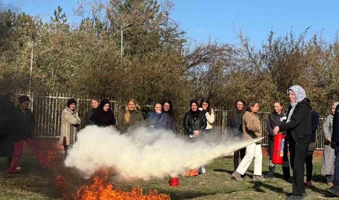 Eskişehir Gençlik ve Spor İl Müdürlüğü, öğrenci yurdu personeline yangın