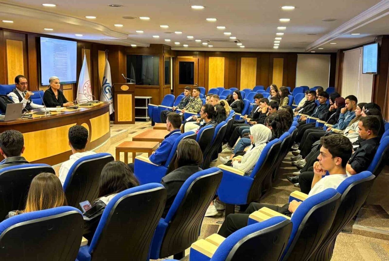 Sakarya Uygulamalı Bilimler Üniversitesi Mavi Rota Topluluğu, Ankara'da düzenlediği teknik