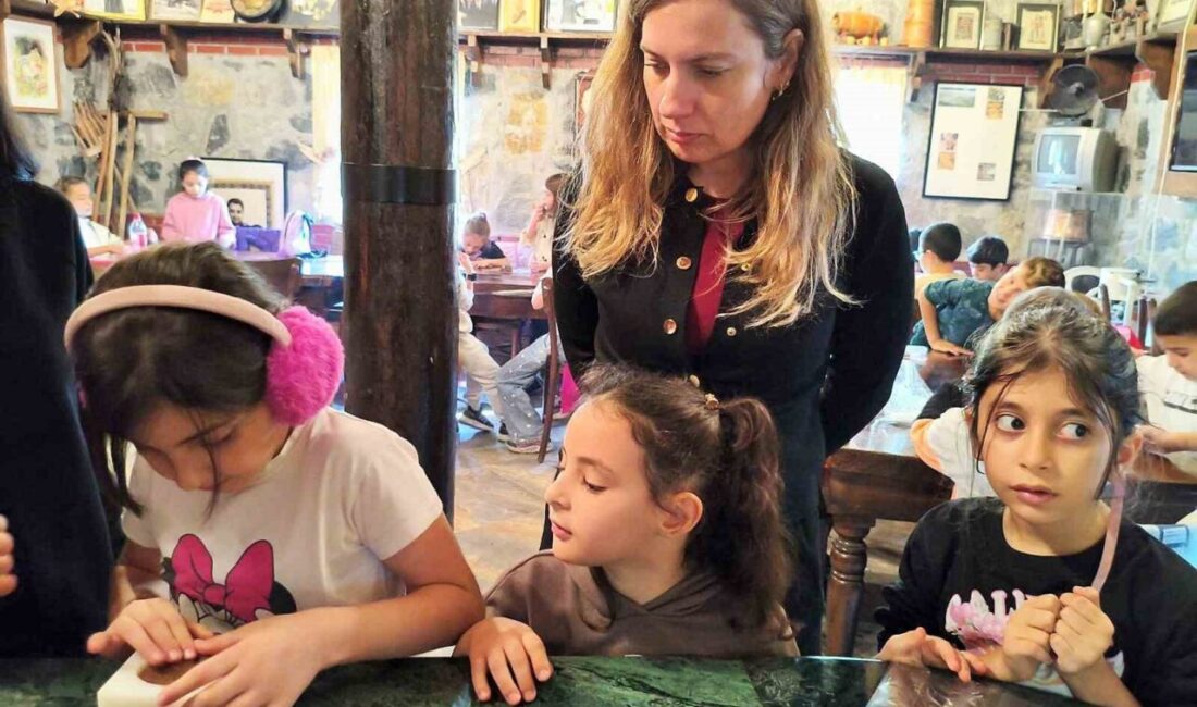 Bursa Büyükşehir Belediyesi, 2. ve 4. sınıf öğrencilerini kestane şekerinin