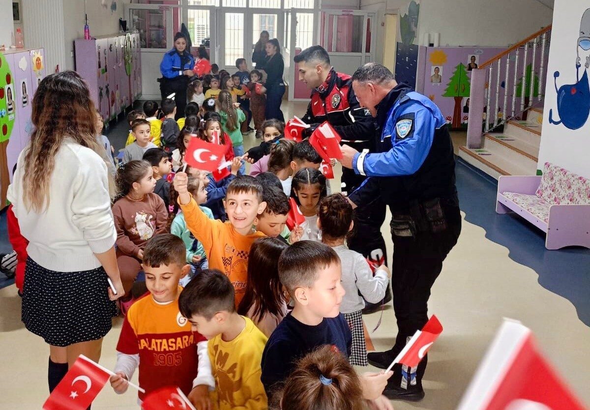 Aydın Emniyeti, Anaokulu Öğrencilerine Güvenlik Bilinçlendirme Semineri Düzenledi