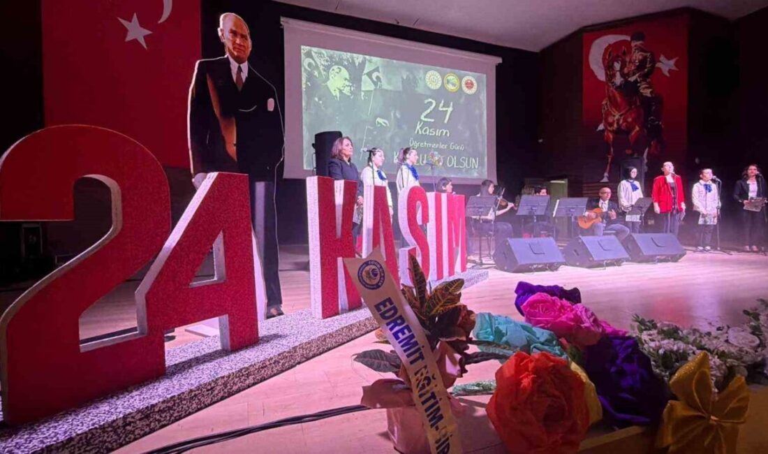 24 Kasım Öğretmenler Günü, Balıkesir'in Edremit ilçesinde coşkuyla kutlandı. Şehit