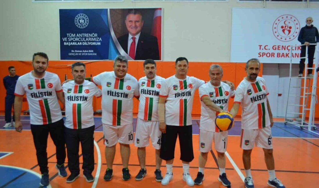 Selendi’de Düzenlenen 24 Kasım Öğretmenler Günü Voleybol Turnuvası’nda Şampiyonluk Atatürk İlkokulu’na Aitti Selendi'de düzenlenen 24 Kasım Öğretmenler Günü Voleybol Turnuvası’nda Atatürk İlkokulu