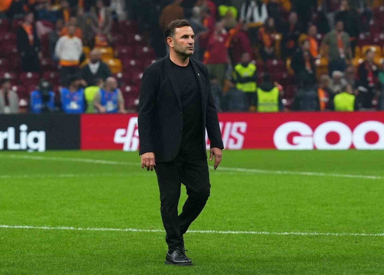 Galatasaray Teknik Direktörü Okan Buruk, Fenerbahçe ile 1 Aralık 2023'te